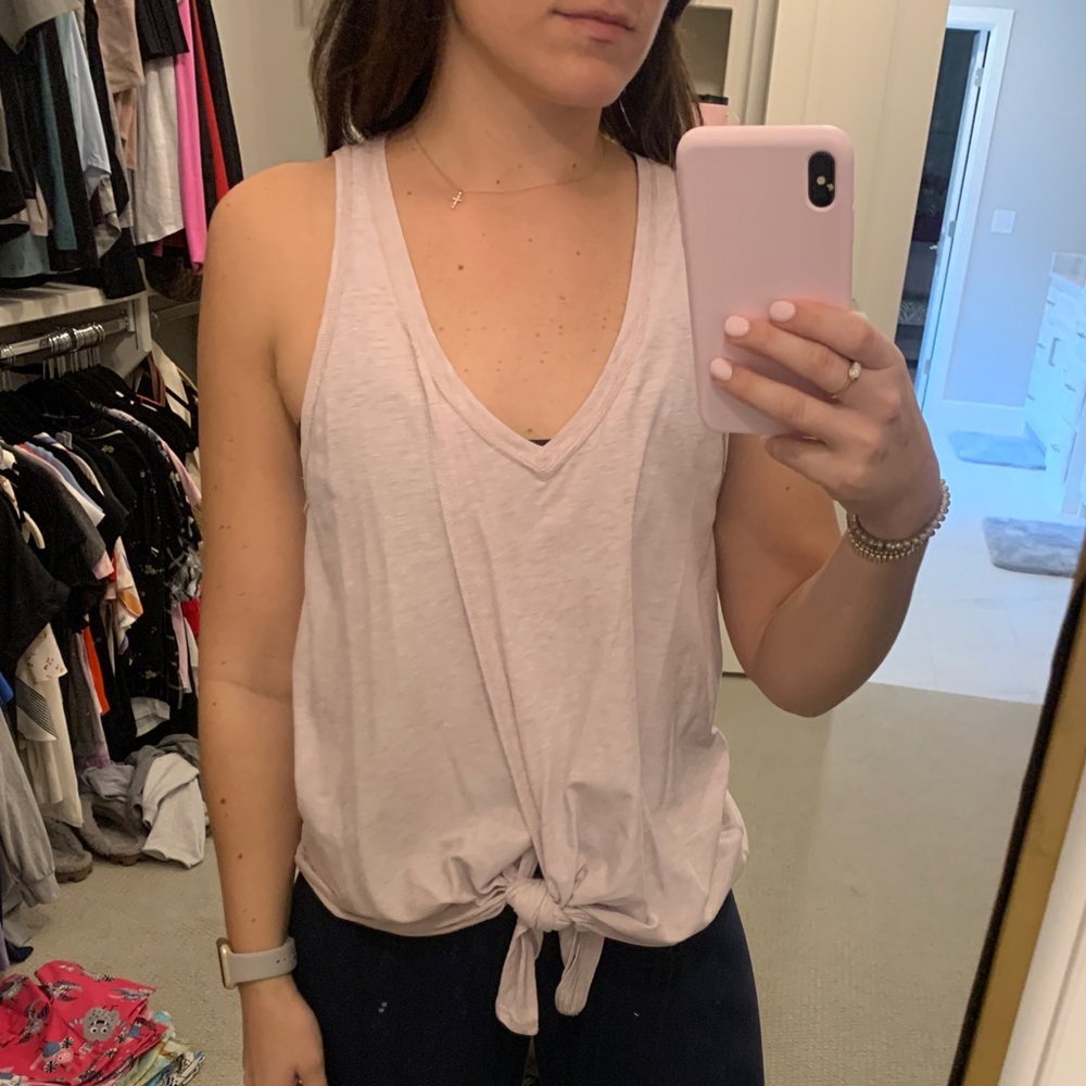 Lulu lemon twist top